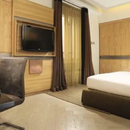 Babuino 181 - Small Luxury Of The World 4* רומא