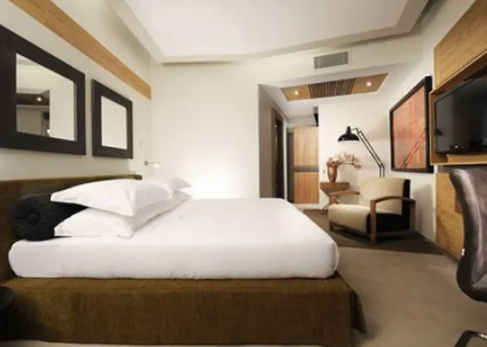 Babuino 181 - Small Luxury Of The World רומא