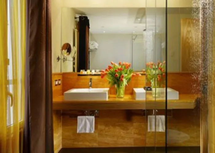 Babuino 181 - Small Luxury Of The World 4* רומא