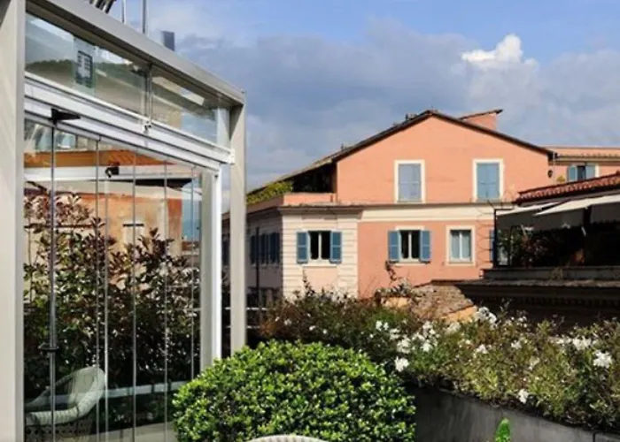 Babuino 181 - Small Luxury Of The World מלון 4*