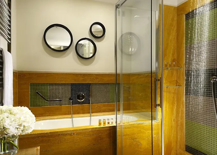 Babuino 181 - Small Luxury Of The World רומא