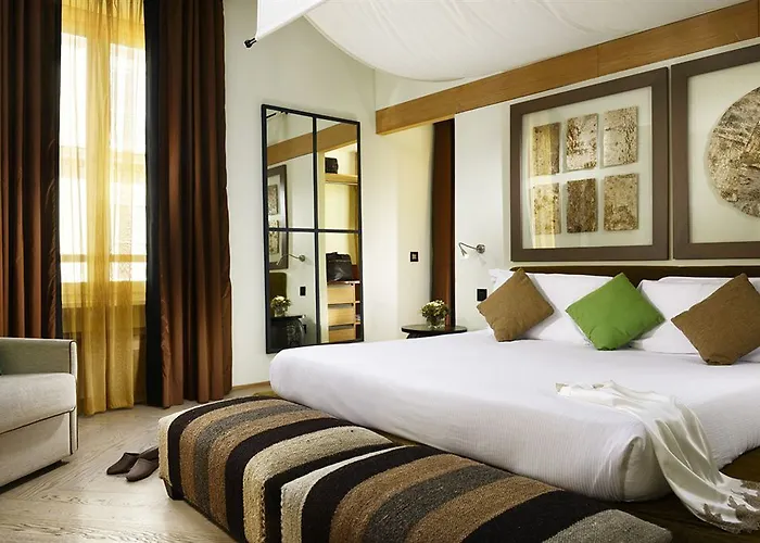 Babuino 181 - Small Luxury Of The World מלון 4*